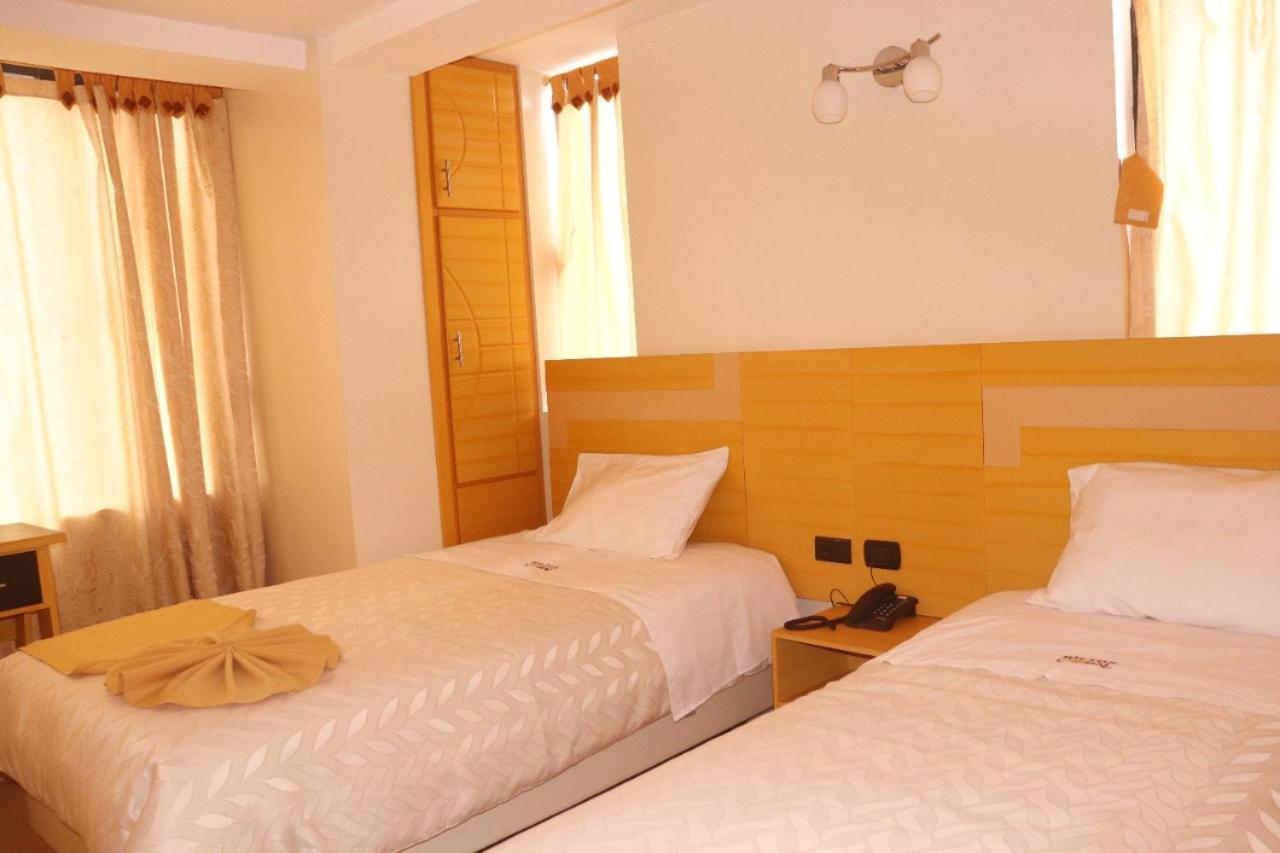 Hotel Golden Coral Tulcán Εξωτερικό φωτογραφία