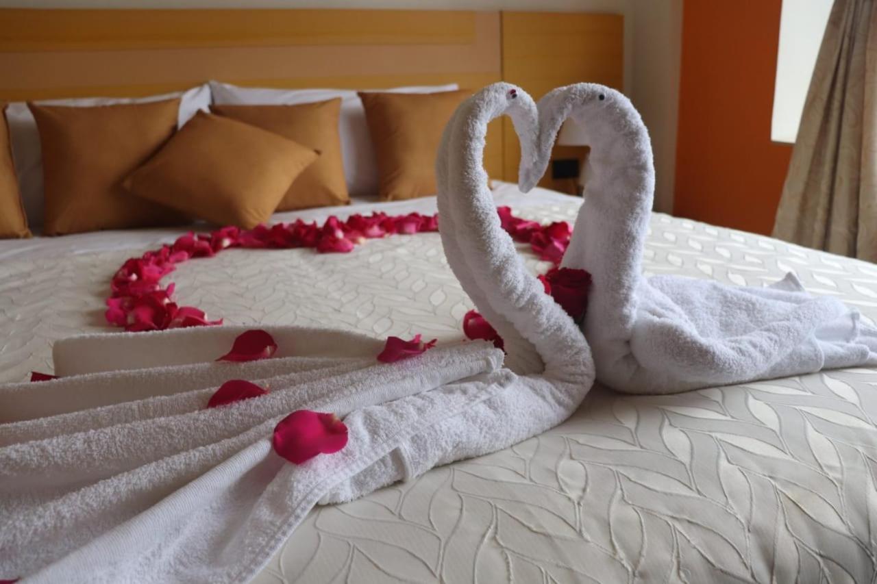 Hotel Golden Coral Tulcán Εξωτερικό φωτογραφία